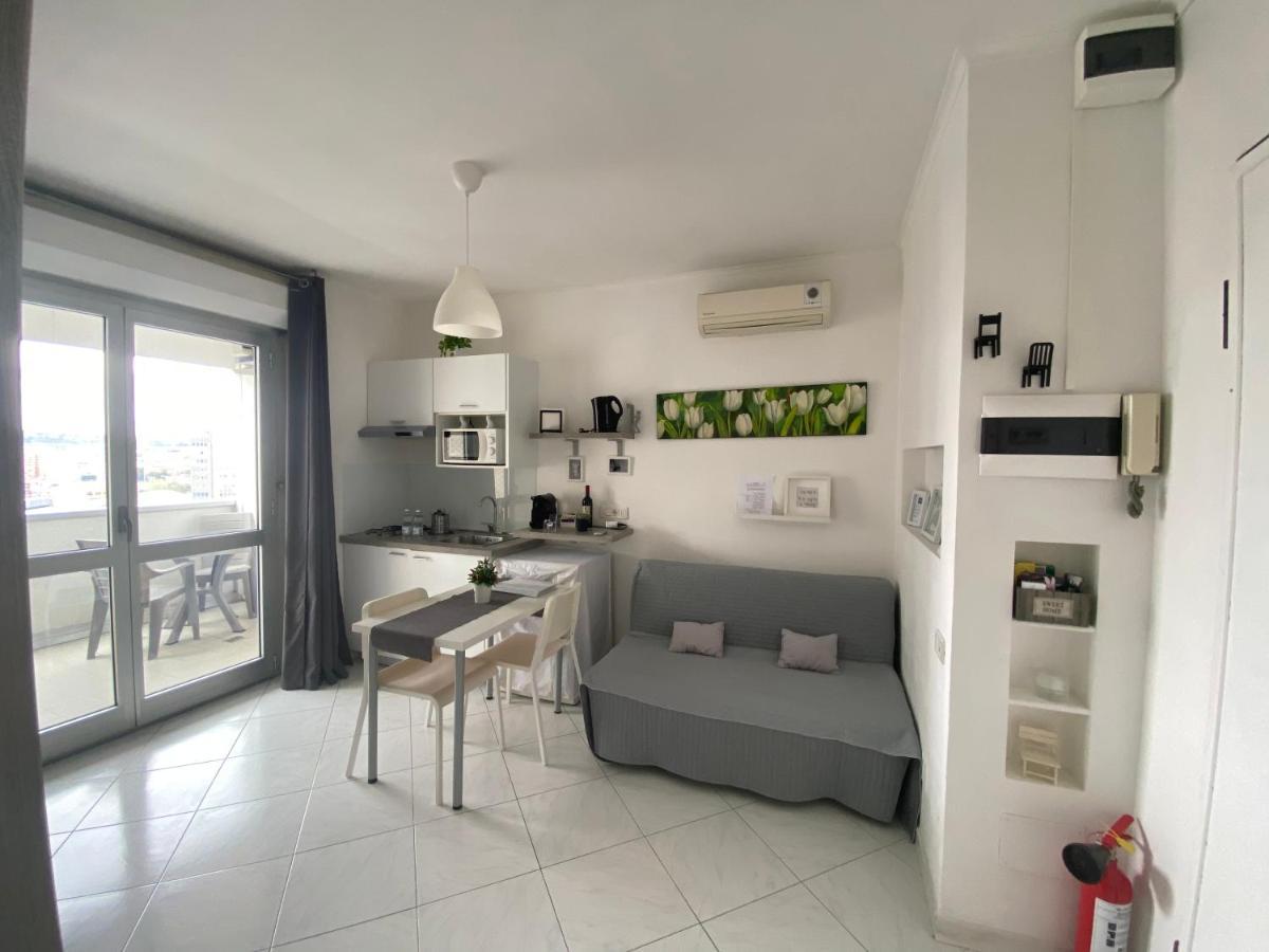Vesucharme Flat Leilighet Napoli Eksteriør bilde